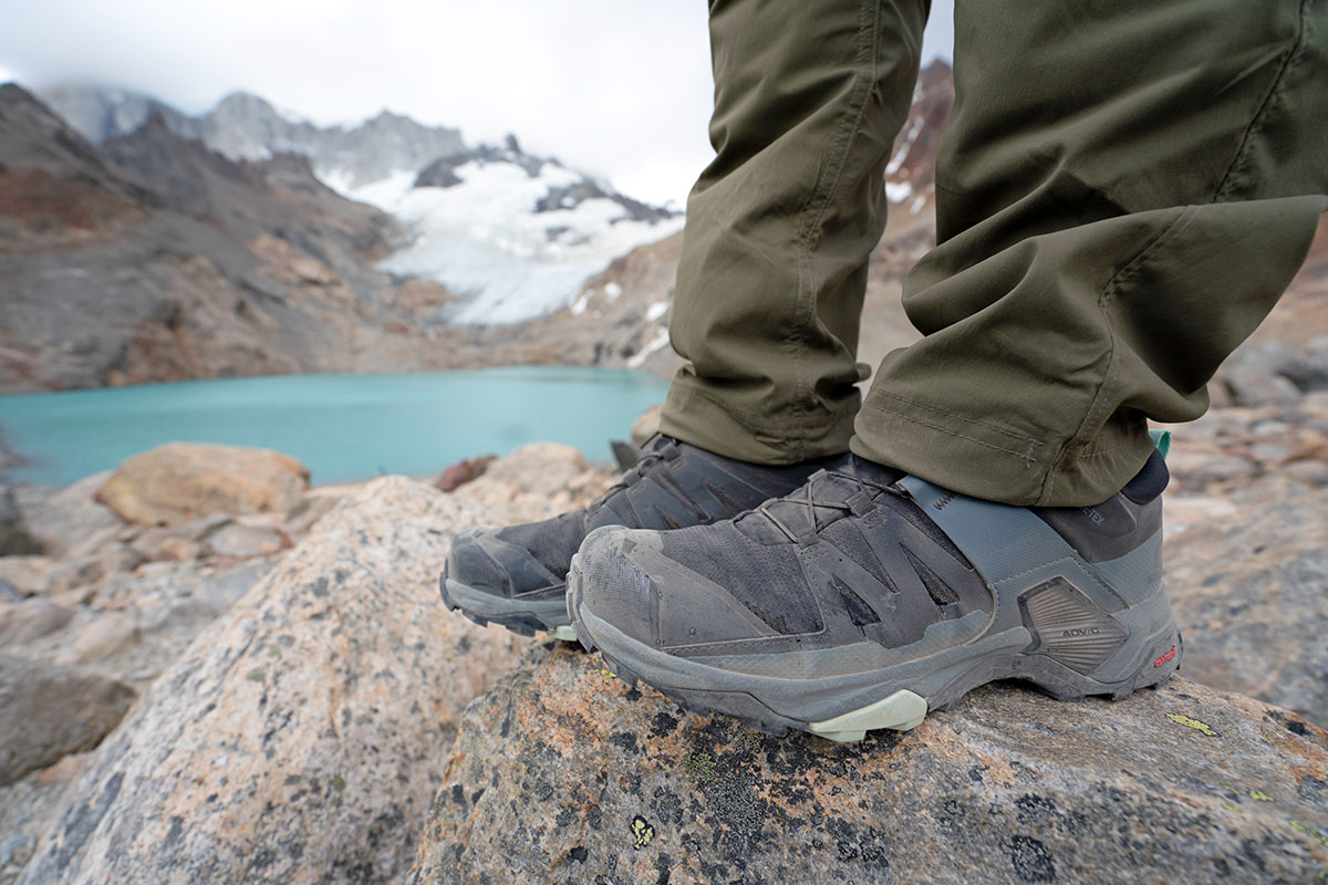 Salomon X Ultra 4 GTX hiking shoe (toe protection)